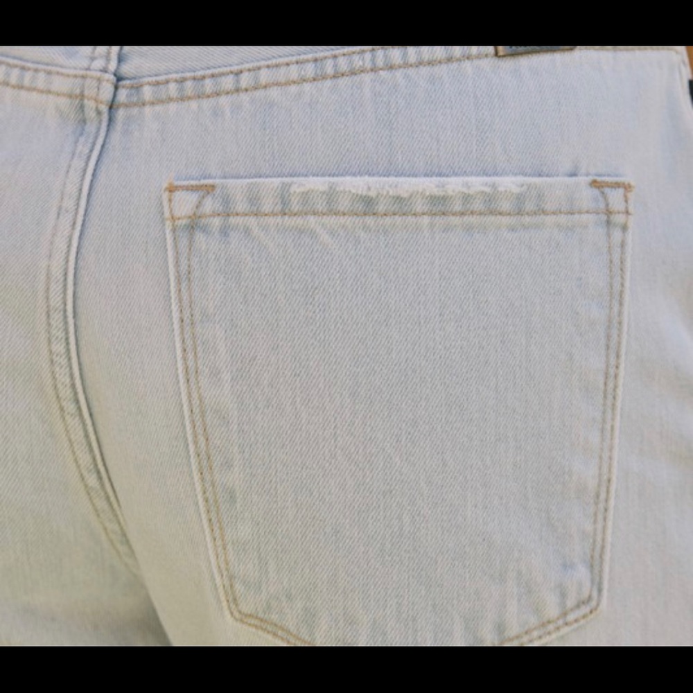 HIGH WAIST 90βs Style Light Wash Wide Leg Distressed Ripped Flare Denim Jeans - Picture 10 of 10